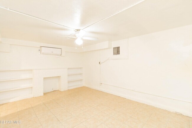 Building Photo - 1309 E Rio Grande Ave