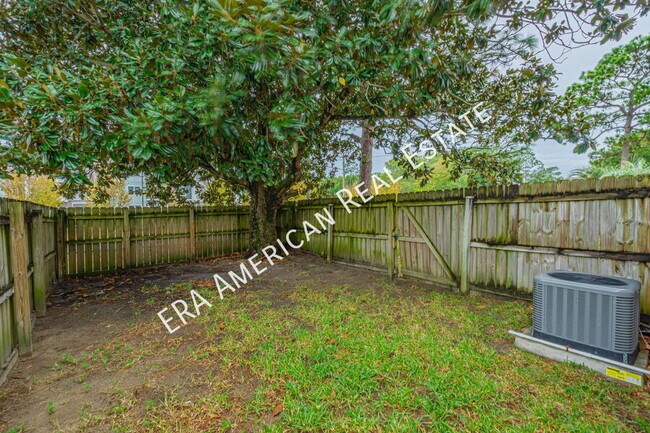 Building Photo - 243 Kathy Ct