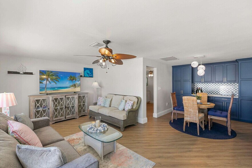 Building Photo - 685 N Barfield Dr