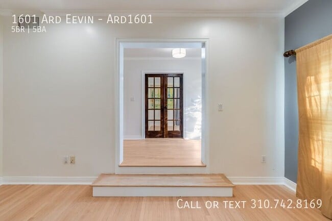 Building Photo - 1601 Ard Eevin Ave