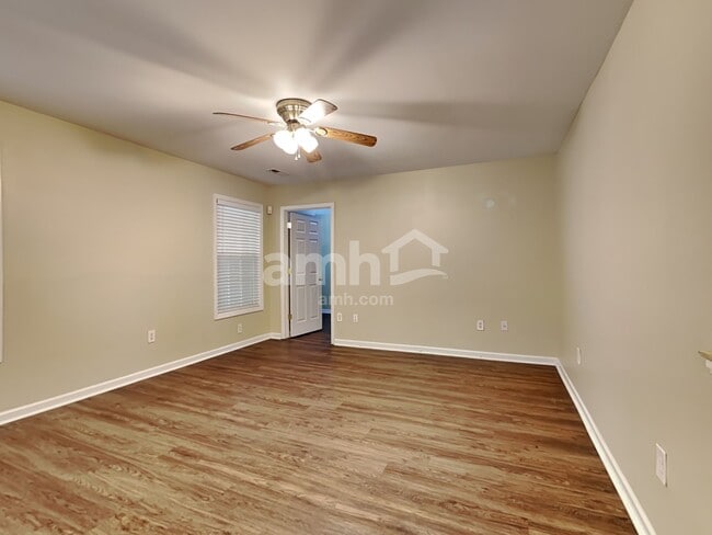 Building Photo - 1520 Arden Court