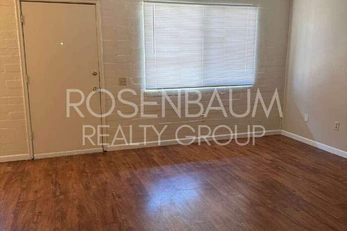 Building Photo - 1518 E Hedrick Dr