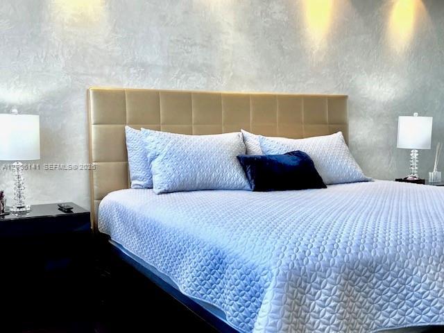 Building Photo - 1904 S Ocean Dr