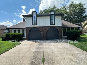 Building Photo - 3870 SW Harbor Dr