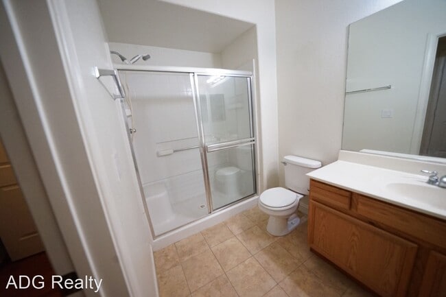 Building Photo - 2 br, 2 bath House - 9330 W Maule Ave #123...