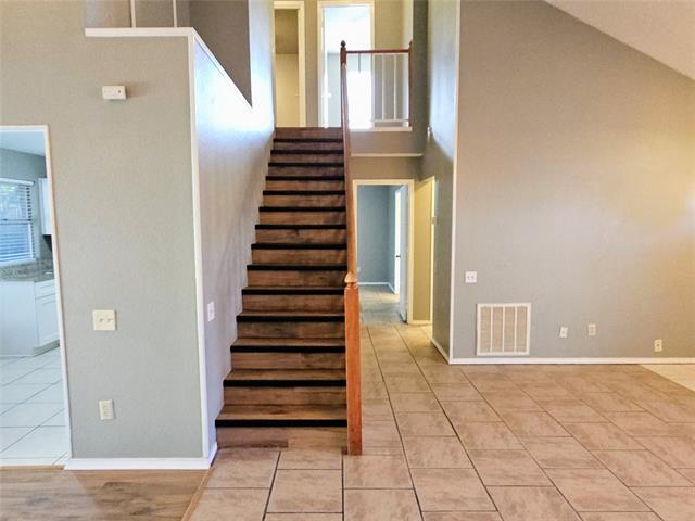 Building Photo - 3813 Waxwing Cir S
