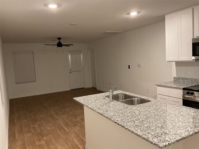 Building Photo - 6235 Scarlet Halo Ln