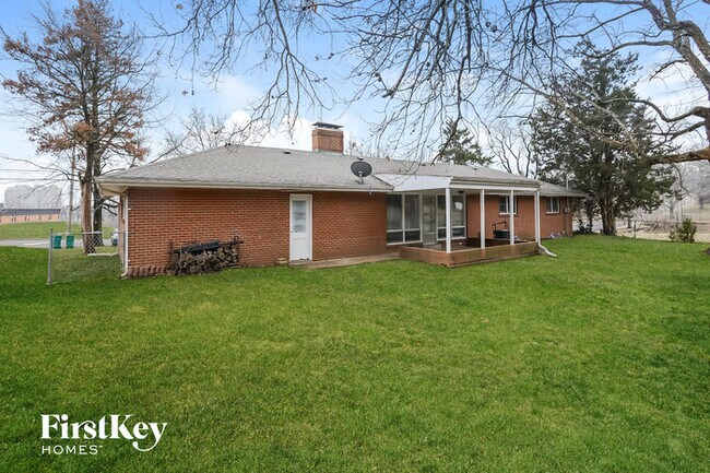 Building Photo - 2355 Redman Rd