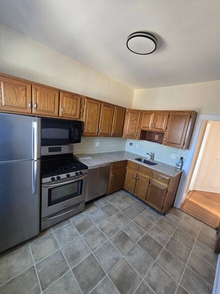 Building Photo - 51-23 47th St