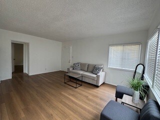 Building Photo - 6204 3rd Ave