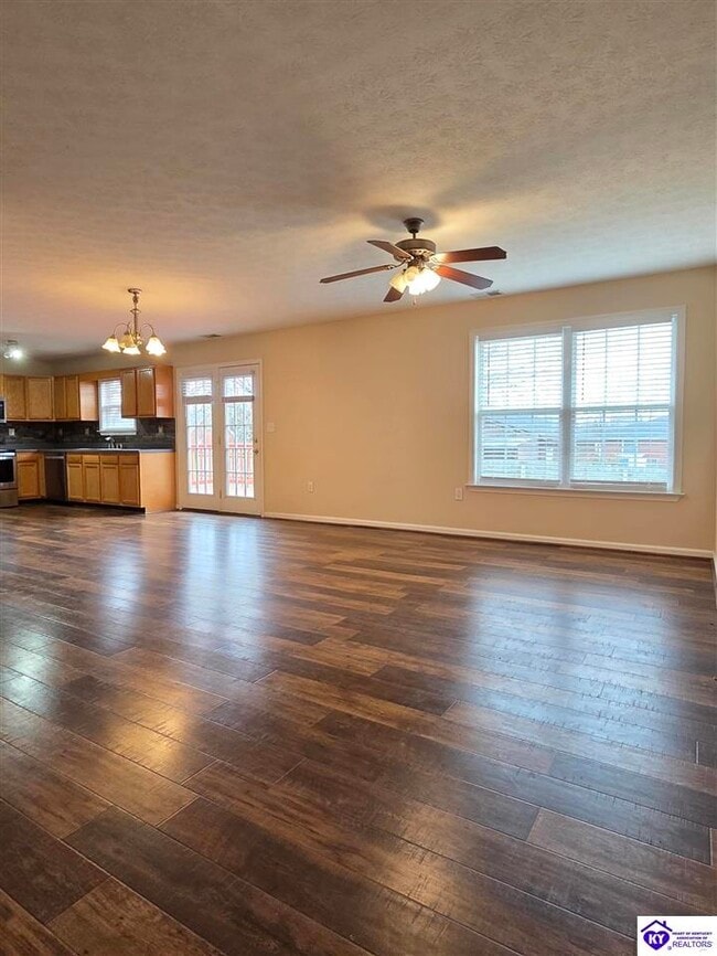 Building Photo - 104 Dante Ct