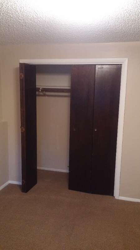 Building Photo - 520 N 19th Ave