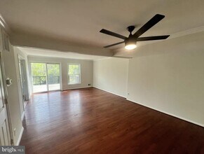 Building Photo - 516 Meadow Hall Dr