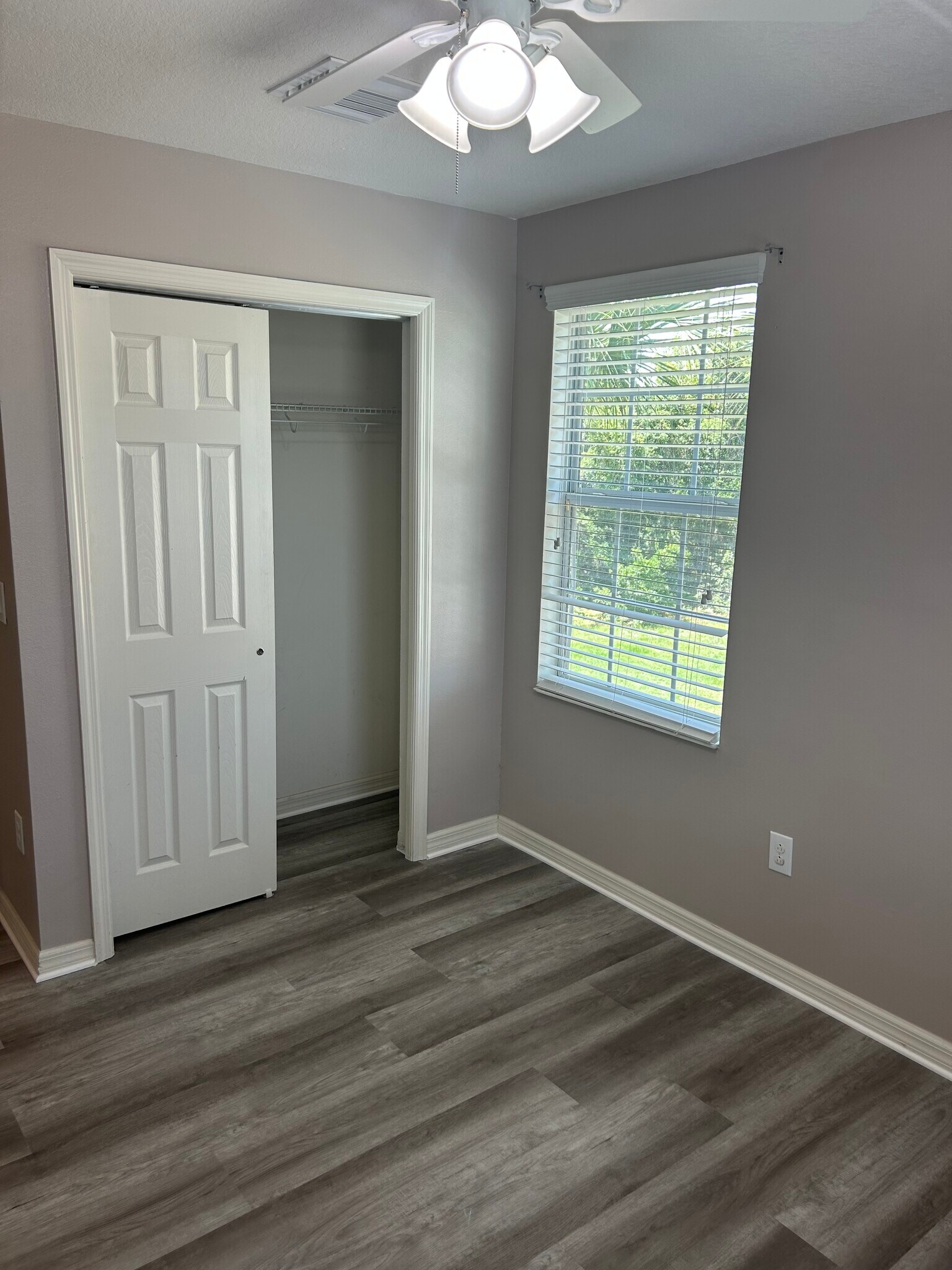Building Photo - 6832 Holly Heath Dr