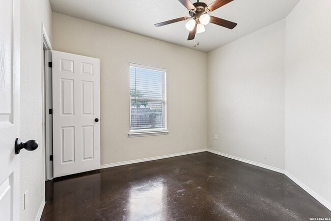 Building Photo - 219 Eugene Pass