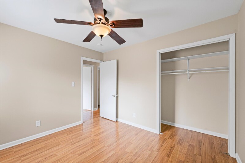 Building Photo - 615 E Colorado Ave