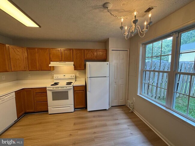 Building Photo - 10506 Boxmeer Ct