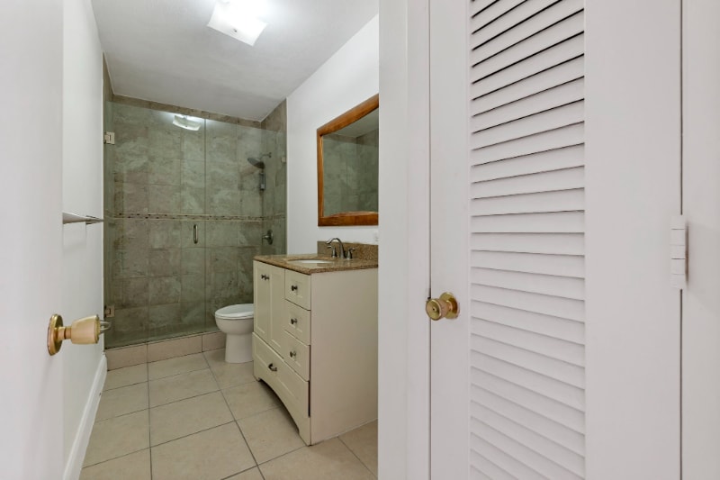 Building Photo - 2970 NE 16th Ave