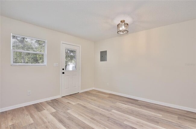 Building Photo - 222 E Atwater Ave
