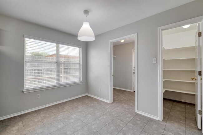 Building Photo - 1204 Delia Chappa Ln