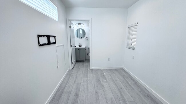 Building Photo - New ADU include Water,Trash, Gas & laundry