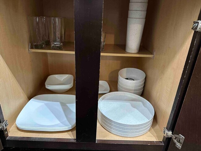 Building Photo - 800 W Sam Houston Pkwy N