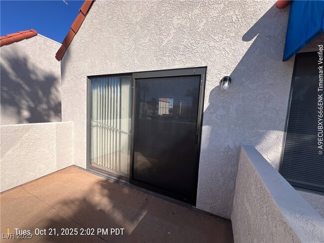 Building Photo - 4360 Gannet Cir