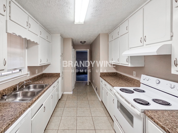 Building Photo - 235 Winston Dr