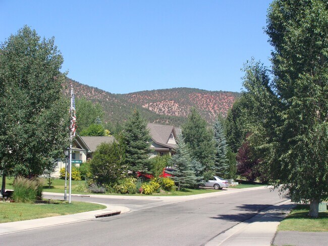 Building Photo - 300 Chatfield Ln