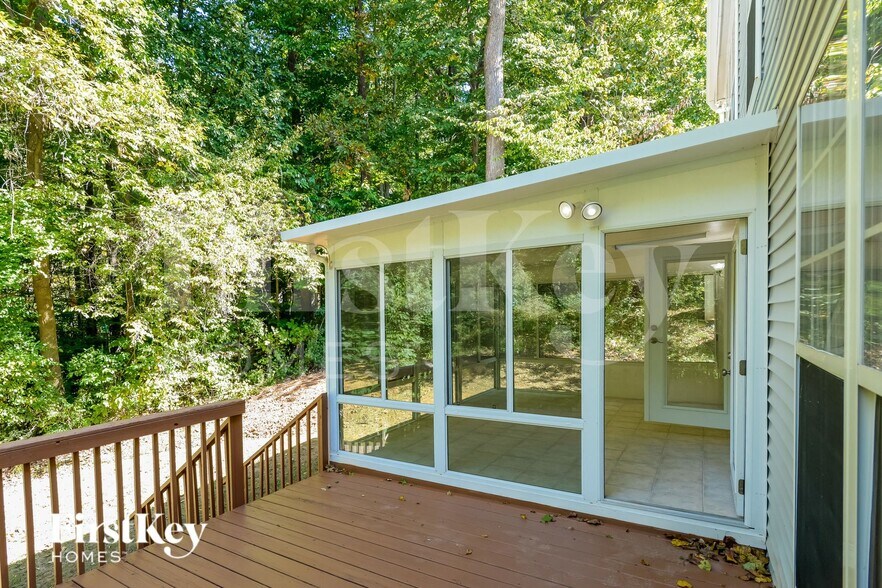 Building Photo - 1546 Rumstone Ln