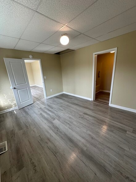 Building Photo - 74 Matthews Rd