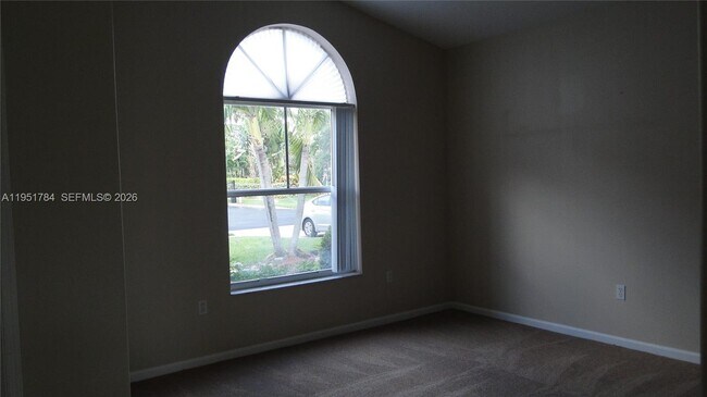 Building Photo - 18811 SW 29th Ct