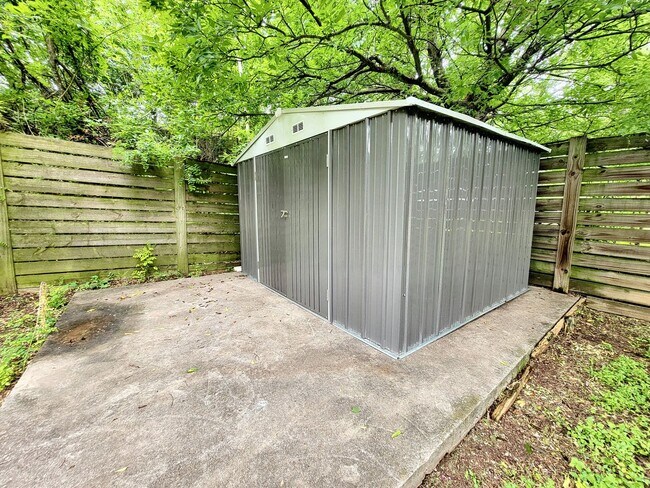 Building Photo - 5501 Downs Dr