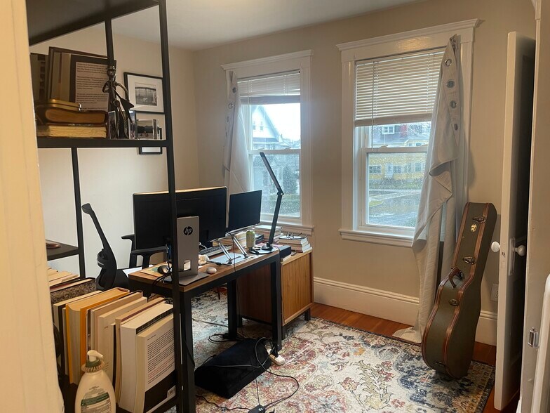 Building Photo - 234 Boylston St