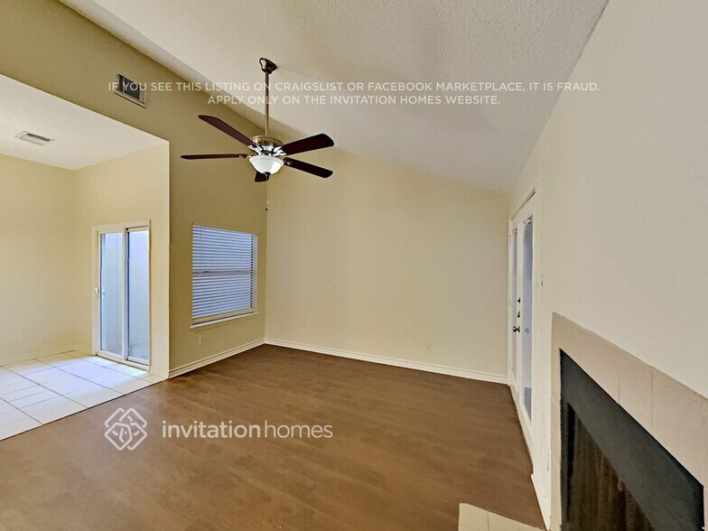 Building Photo - 6419 Horsepen Bayou Dr