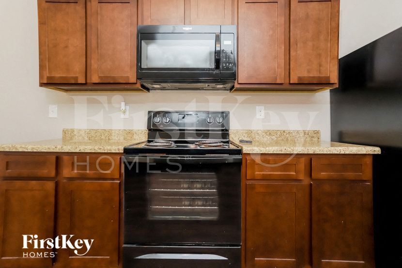 Building Photo - 10934 Wheeler Trce