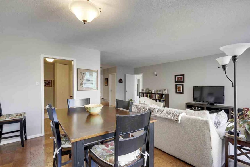 Overview from dining room - 4515 Willard Ave