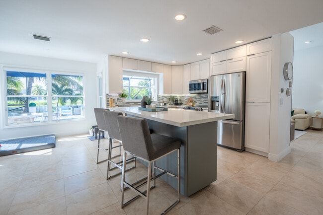 Building Photo - 18004 SW 20th St