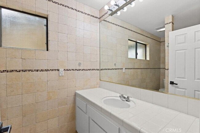 Building Photo - 25660 Allen Way
