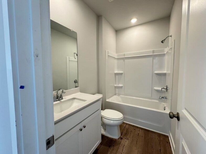 Building Photo - 2605 Mourning Dove Dr