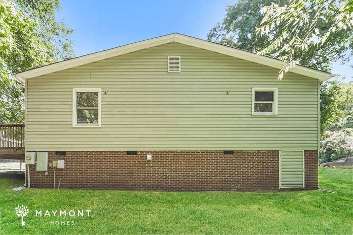 Building Photo - 3973 Maderia Dr NW