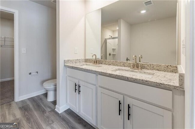 Building Photo - 4129 Oakwood Ter Ct