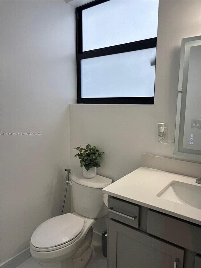 Building Photo - 30806 SW 192nd Ave