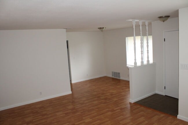Building Photo - 2152 Blue Jay Cir., Pinole, CA 94564