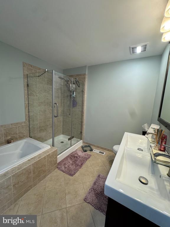 Building Photo - 17 Parkview Way