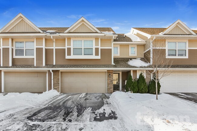 Building Photo - 13827 102nd Pl N