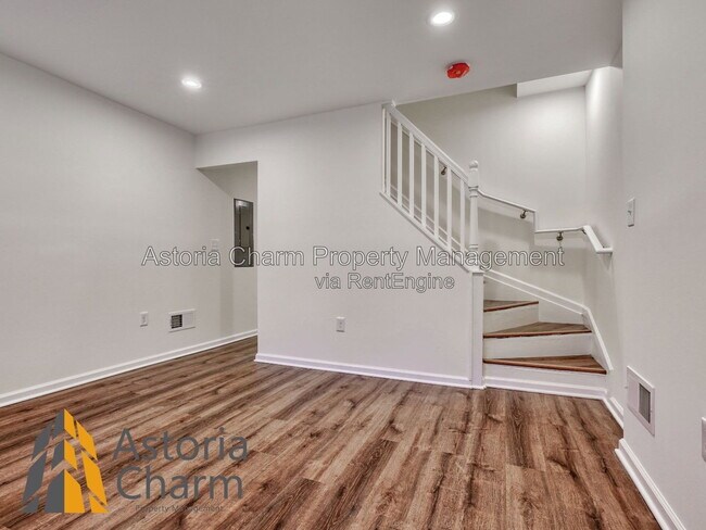 Building Photo - 203 Chestnut St