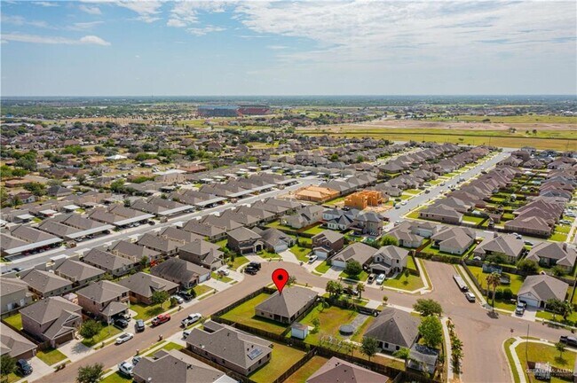 Building Photo - 2405 Singletary Dr