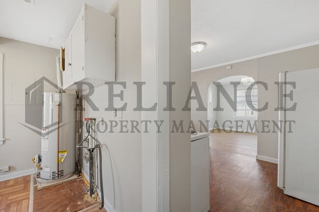 Building Photo - 2225 N Chautauqua St