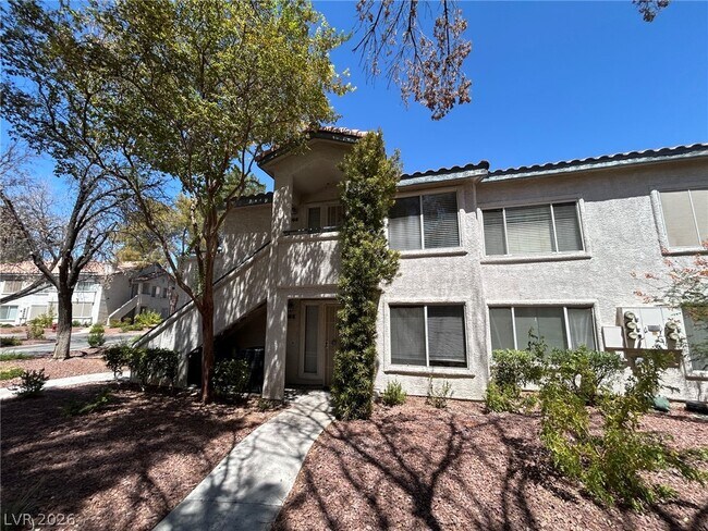 Building Photo - 3065 Casey Dr